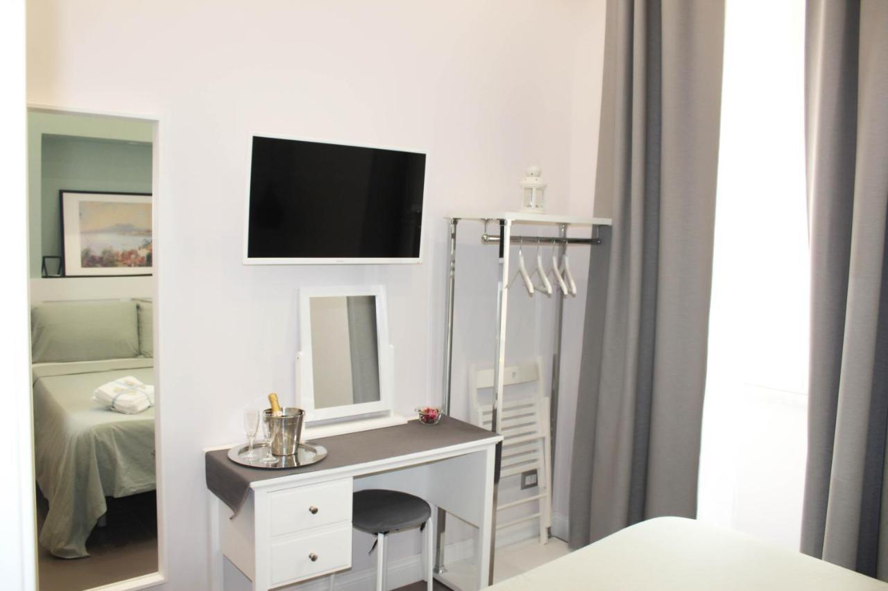 Residenza La Scala Bed and Breakfast Neapel Exteriör bild